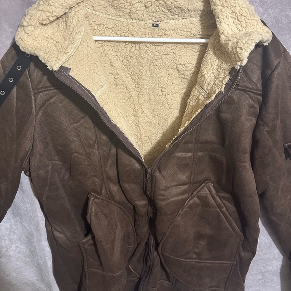 Men's Brown Shearling Jacket - Picture 2 of 4
